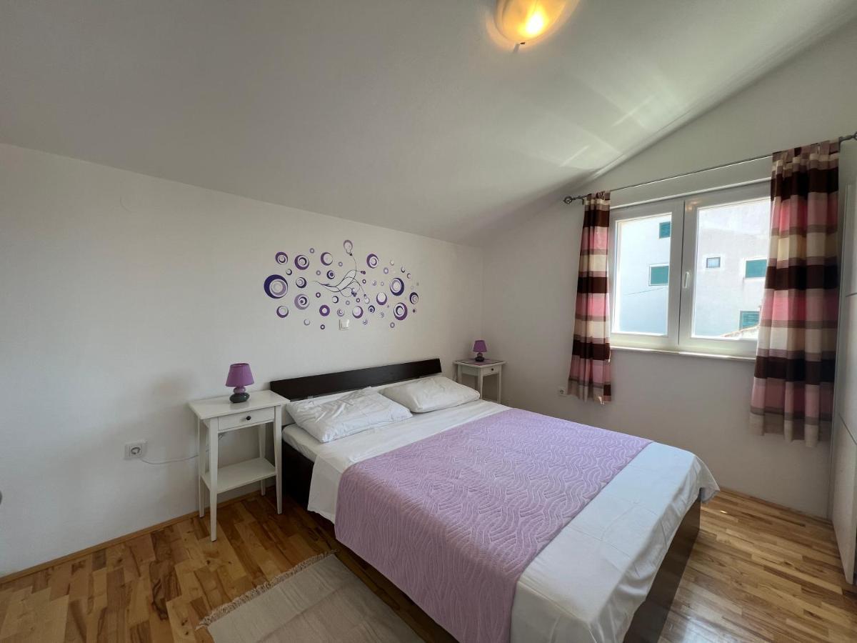 Apartmani Roje Свети свети Филип и Яков Екстериор снимка